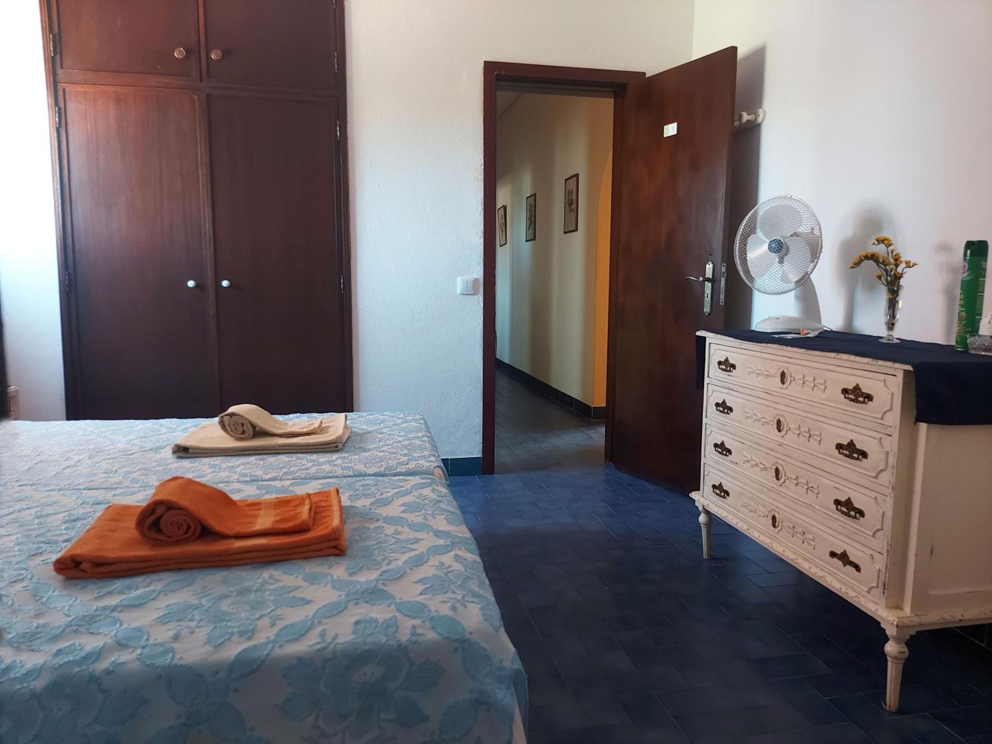Vivenda Os Silvas Hotel Odiaxere Bilik gambar
